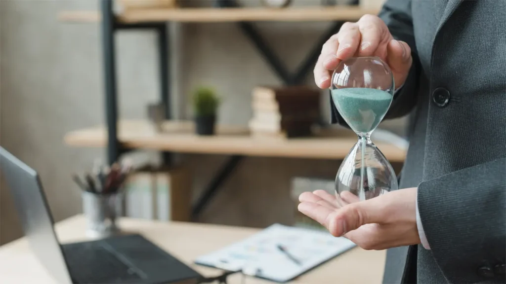 Entre los beneficios de un software de control de tiempos se encuentra la optimización de la rentabilidad y la productividad