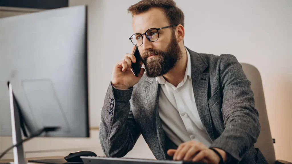Asesores y abogados tendrán que preparar solicitudes de extranjería en un corto plazo de tiempo