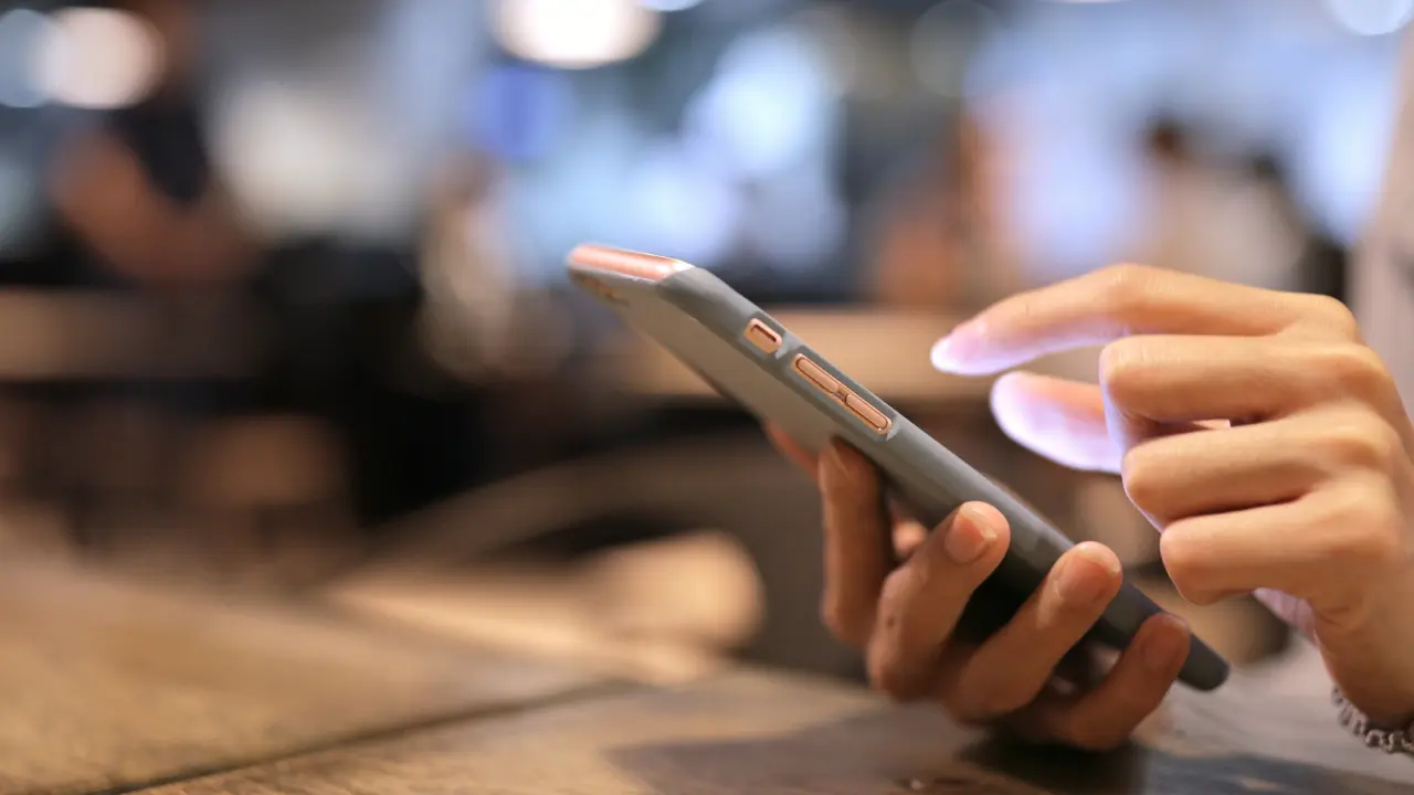 Adelantar citas a través de WhatsApp permite a las clínicas llenar huecos de última hora en sus agendas